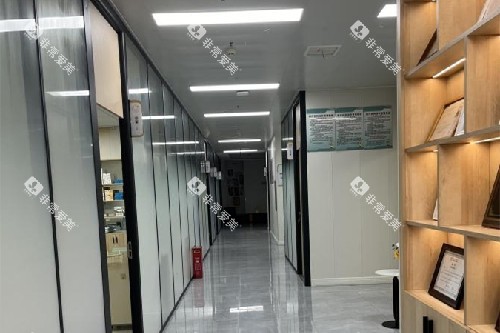 武汉牙卫士口腔花桥店治疗区走廊