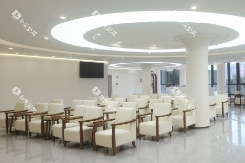 重庆龙山团圆口腔医院休息候诊区 重庆龙山团圆口腔医院休息候诊区