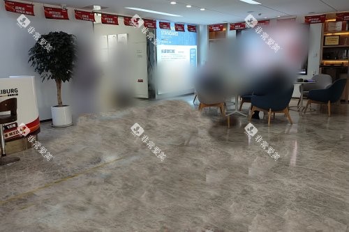 济南弗莱堡口腔门诊部大厅 济南弗莱堡口腔门诊部大厅