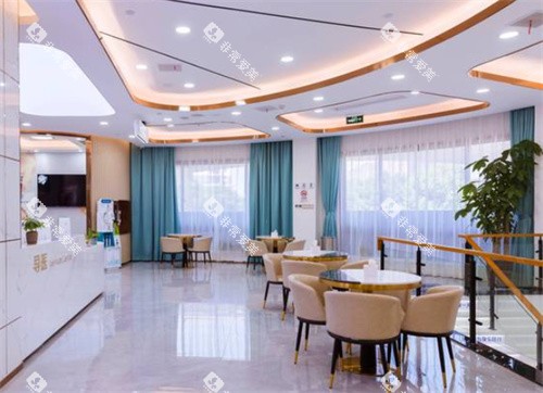 杭州森友口腔湘湖店大厅