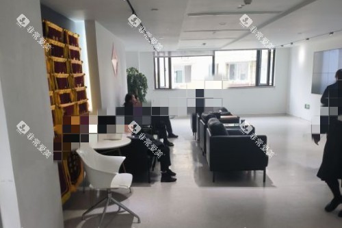 南京茀莱堡口腔医院休息候诊区