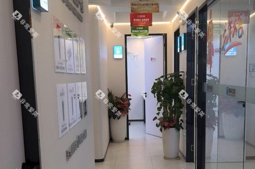 深圳和乐口腔走廊图