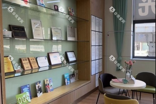 武汉清华阳光口腔诊室 武汉清华阳光口腔诊室