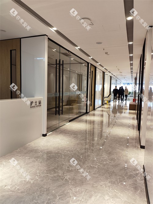 成都中诺口腔走廊一角 成都中诺口腔走廊一角