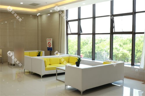 西安中诺口腔医院休息处