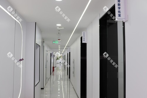 湘潭牙德士口腔诊室走廊 湘潭牙德士口腔诊室走廊