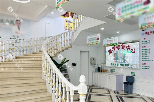 常德澧县张波口腔楼梯间