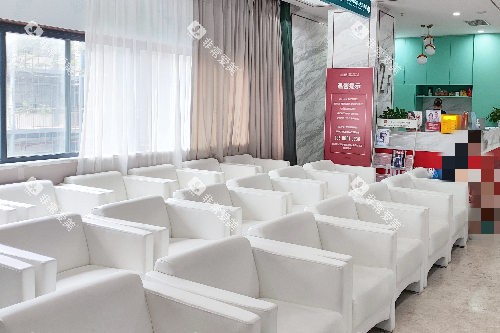 佛山登特口腔候诊区