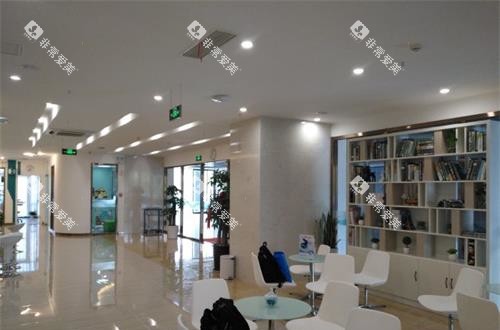 青岛维乐口腔内部大厅