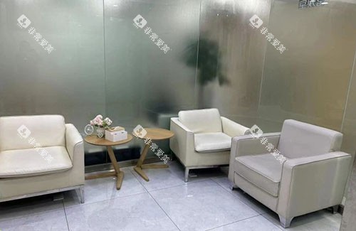 重庆德贝口腔休息区