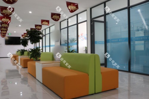 山东日照麦田口腔医院（岚山区）候诊区