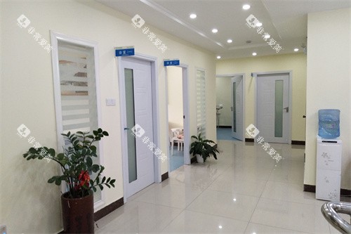 深圳启正口腔治疗区