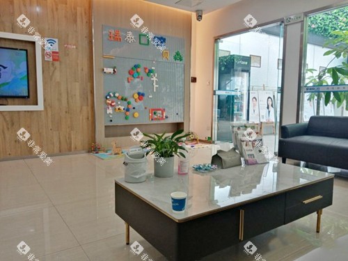 成都瑞泰口腔青羊贝森门诊环境