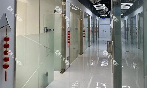 许昌钻叶口腔走廊环境